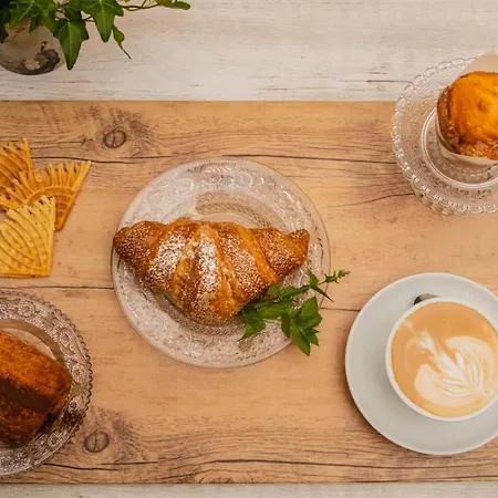 La Taverna Antica Bed & Breakfast *
